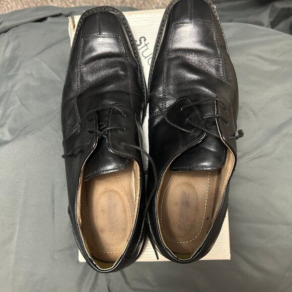 Dress Shoes - Picture 2 of 5